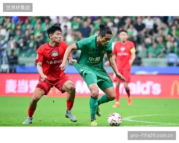 国安锋线遭遇伤病危机,蒙哥马利需依赖张玉宁和林良铭组合客战苦主。 国安锋线遭遇伤病危机,蒙哥马利需依赖张玉宁和林良铭组合客战苦主。